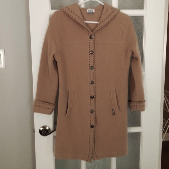 Vintage Jackets & Blazers - EUC Wool Coat Camel Color